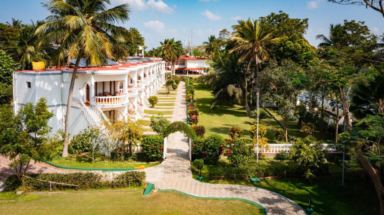 Great Trails Riverview Thanjavur By Grt Hotels Dış mekan fotoğraf